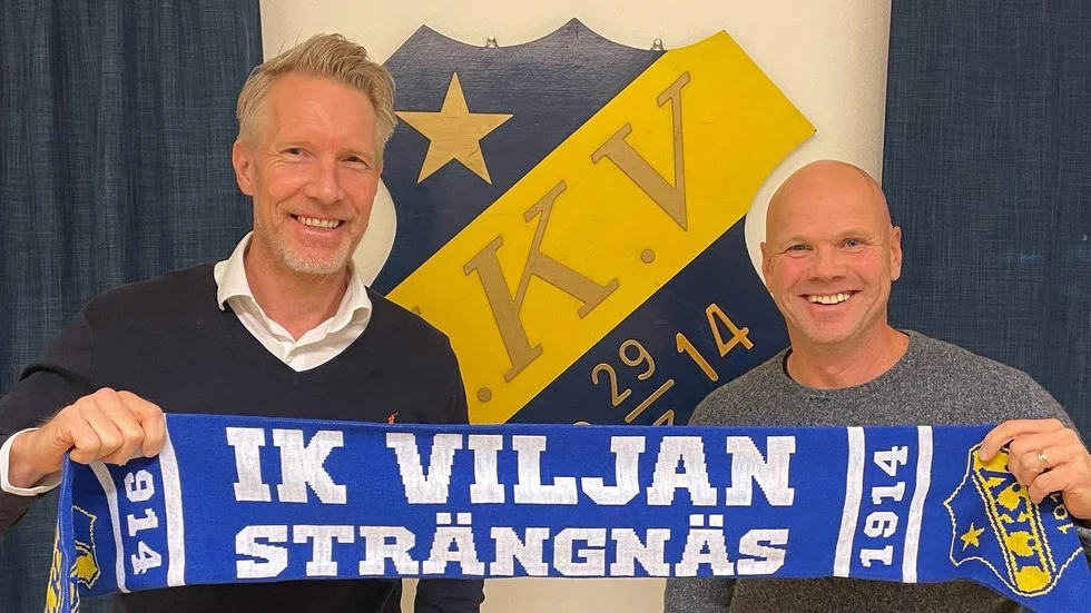Lars Axelsson (till höger) tillsammans med Magnus Zeisig från IK Viljans fotbollssektion.