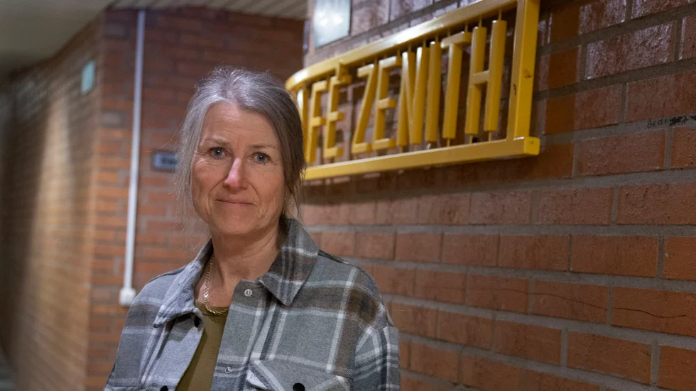 Gymnaisechefen Britta Dahlén berättar att man ska göra en översyn 