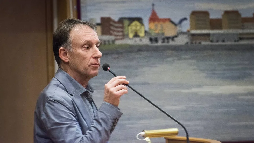 Miljöpartiet stödjer en folkomröstning om skolan i Luleå. "En folkomröstning är det minst dåliga alternativet i den olyckliga situation som kommunen hamnat i", säger Jan Nyberg, gruppledare.