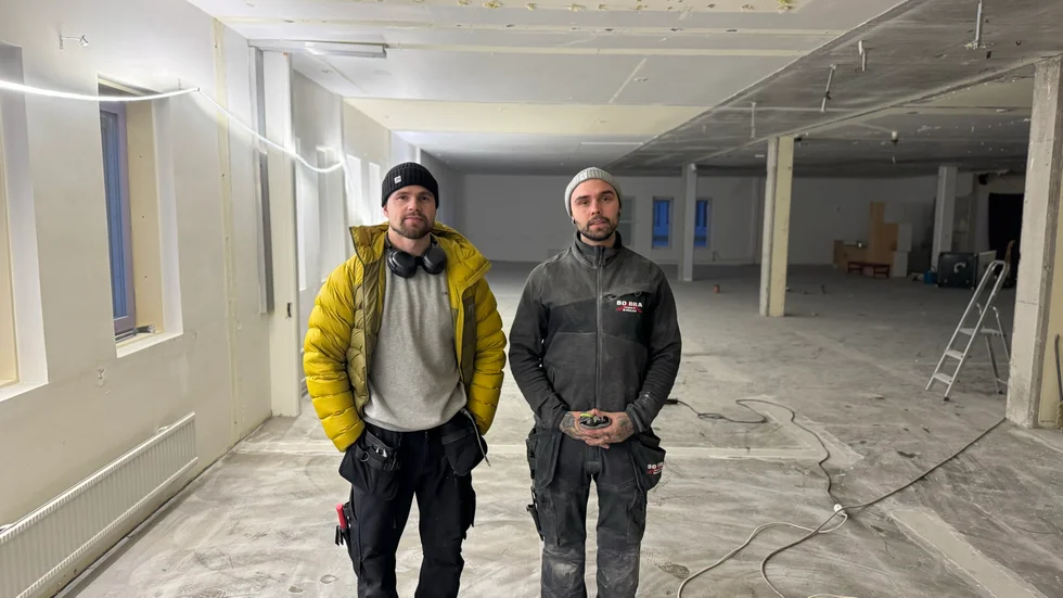 Arbetsförmedlingen blir ny hyresgäst till bröderna Ted och Jimmy Johansson och flyttar in i Huset Orren. "Det innebär att vi får ha kvar dem i kommunen. De är en stor arbetsgivare och på en liten ort som Arvidsjaur gör det väldigt mycket", säger Ted Johansson.