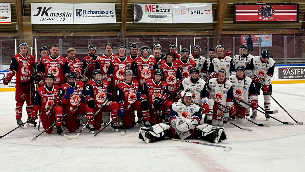 Västerviks IK:s rekreationslag mötte Calles pojkar i en vänskapsmatch i ACT-Hallen på lördagen.