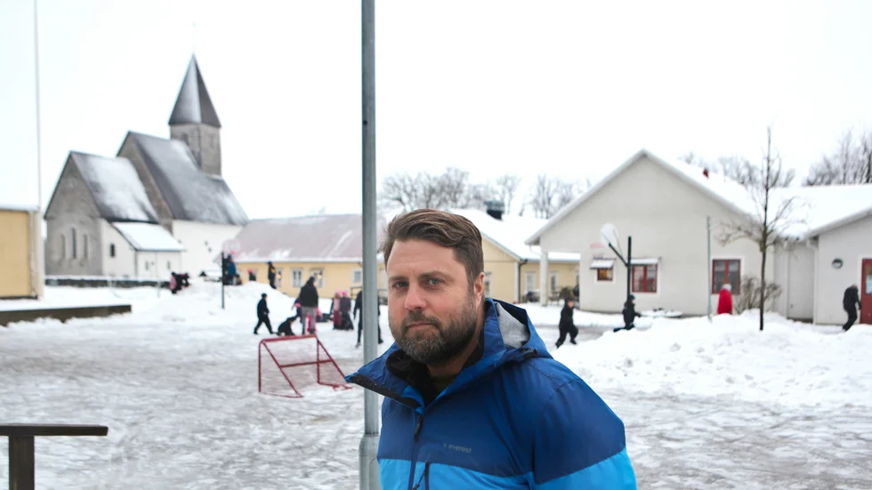 "Varför påbörjade man inte kommunikationen – och ombyggnationerna – redan då, för två år sedan", undrar Daniel Eklund.
