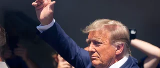 Åtalad Trump till rätten i Georgia