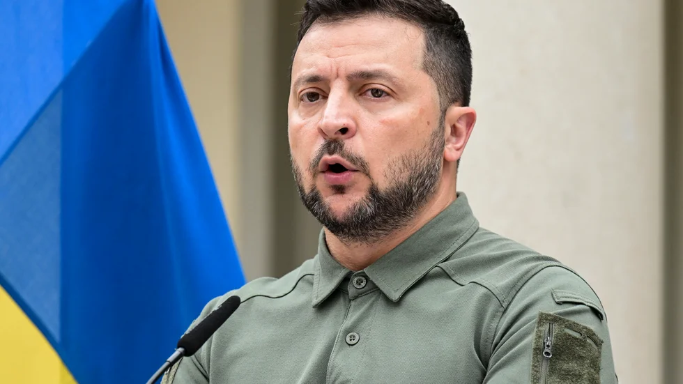 Ukrainas president Volodymyr Zelenskyj har klokt nog beslutat att Ukraina inte ska hålla val nästa år.