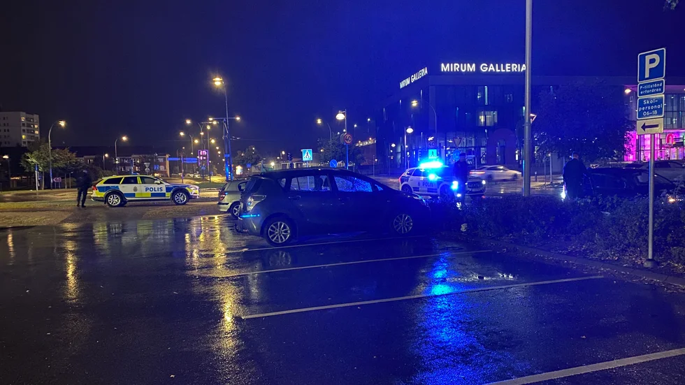 Aktivitet i Hageby centrum på tisdagskvällen. 