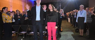 Partiet verkar befinna sig i fritt fal(L)