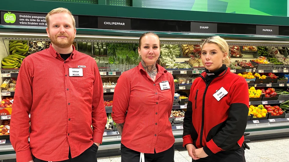 Willys-anställda Viktor Eliasson, Stina Andersson och Frida Mikaelsson på Storheden i Luleå var positiva till beskedet om skattesänkningen. "Det känns bra, att det är lägre skatt för de som inte har lika hög inkomst. Det skulle innebära att man har lite mer pengar nu när det har blivit lite dyrare allmänt med allting", säger Viktor Eliasson, 30 år.