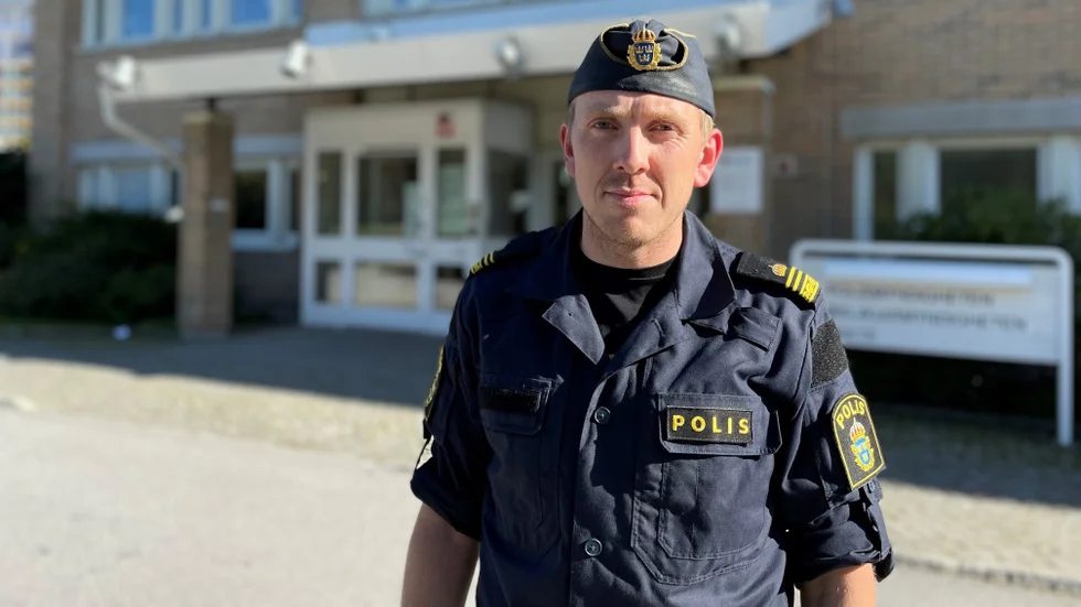 Ludvig Hellman, gruppchef för ingripandeverksamheten polisen Nyköping, berättar om polisens övervakning av adresser i samband med våldsvågen.