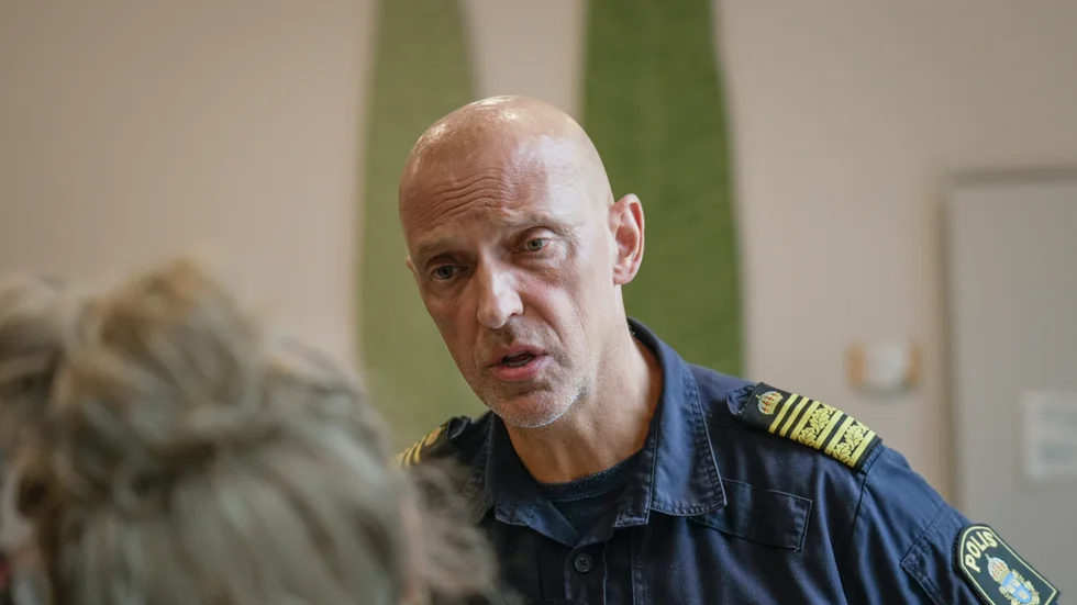Jale Poljarevius, underrättelsechef region Mitt, berättar att ett 20-tal misstänkt kriminella är häktade i pågående gängkonflikten i Uppsala.