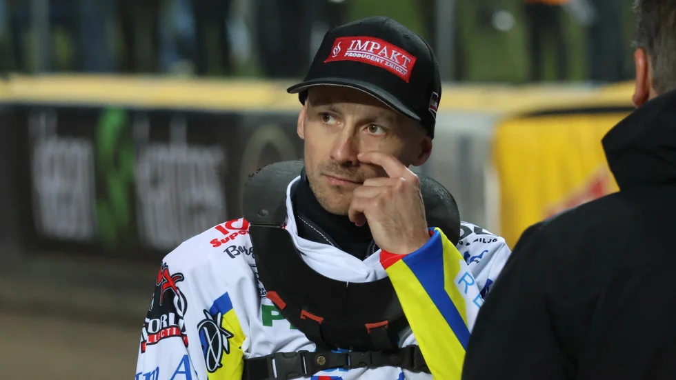 Leon Madsen debuterade för Dackarna och bidrog med nio poäng.