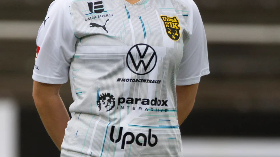 Villemo Dahlqvist gjorde sitt 11:e mål för säsongen när Umeå IK under söndagen 2–0-slog Ifö Bromölla.