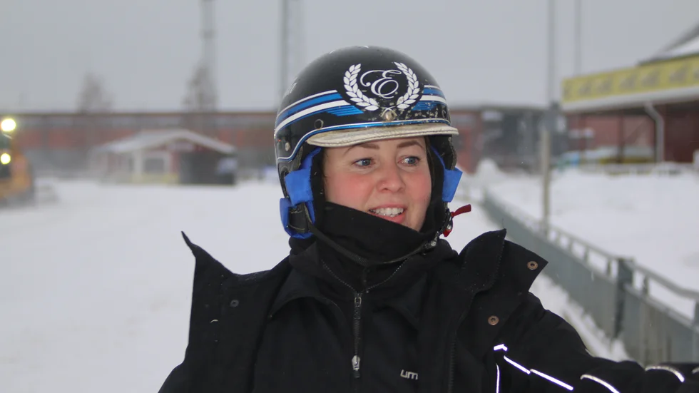 Travamatören Gabriella Laestander åker till Uleåborg med stallets stjärna Selmer I.H. Där väntar guldfinal och ett lopp med 110 000 kronor i förstapris.