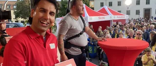 BILDEXTRA: Här delar Postkodlotteriet ut vinsterna på Borggården 