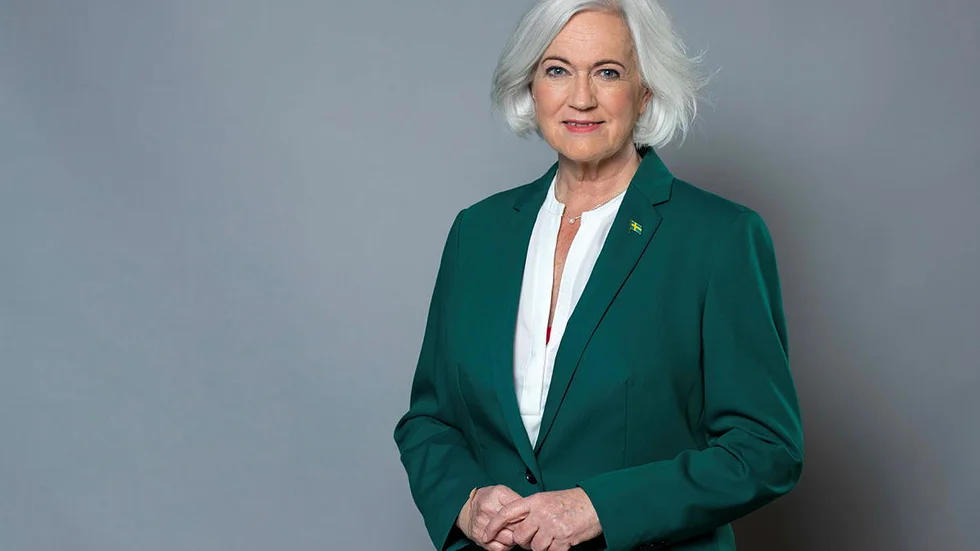 Sjukvårdsminister Acko-Ankarberg Johansson bör enligt skribenten Hedi bel Habib låta sig inspireras av Region Östergötland.  