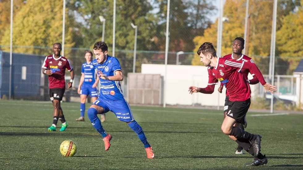Valon Rashitis sejour i Värmbols FC blev bara ettårig, nu går han tillbaka till KSK.