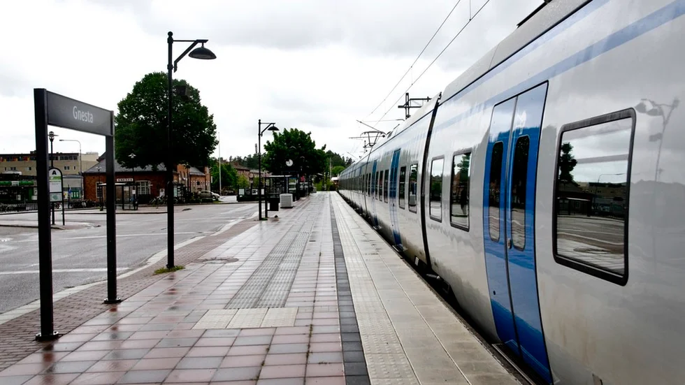SL betalar MTR för att de ska stå för pendeltågstrafiken till och från Gnesta.