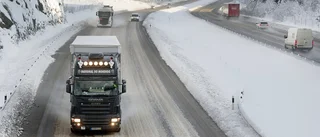 Trafikverket om väglaget på E4: "Vi hinner inte med"