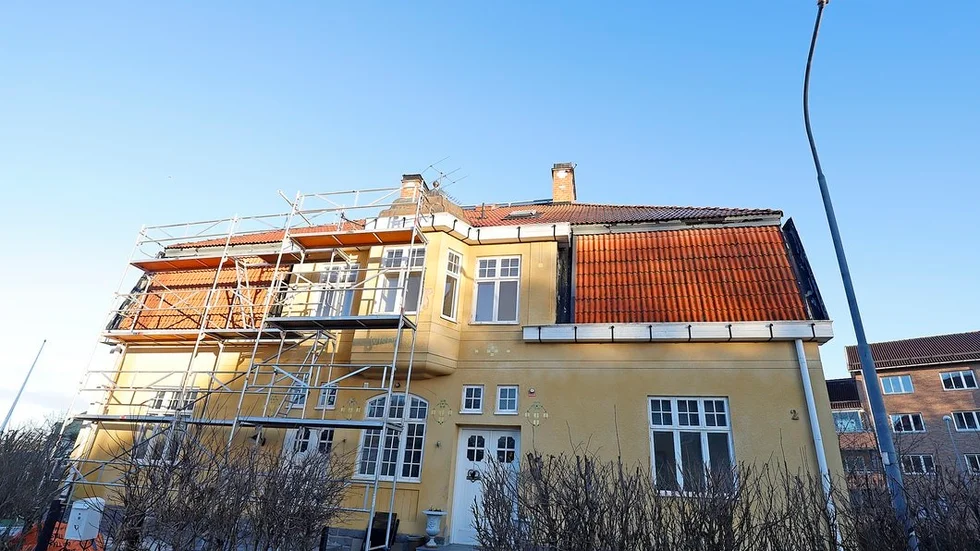 HVB-boendet Wisborg erbjöd 20 ensamkommande ungdomar en hemlikmiljö i en sekelskiftesvilla i centrala Strängnäs.