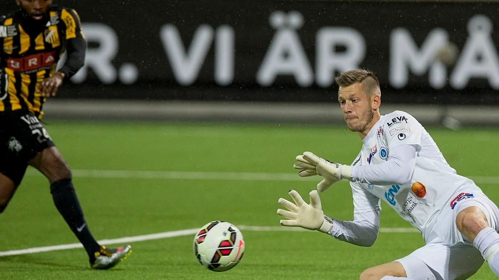 Det blir ingen nionde säsong i Åtvidaberg för förra Värmbolsmålvakten Gustav Jansson.