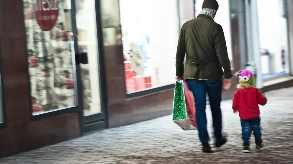 Handeln i Eskilstuna tappar marginellt med mark, men likafullt uppvisas ett tapp.