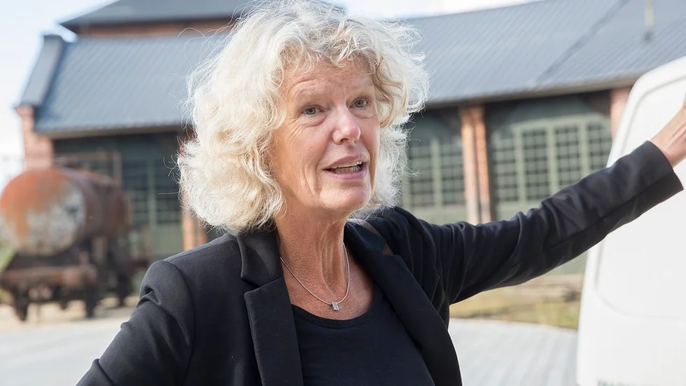 Cecilia Björk (S) hoppas att black box-bygget ska kunna följa tidsplanen trots allt.