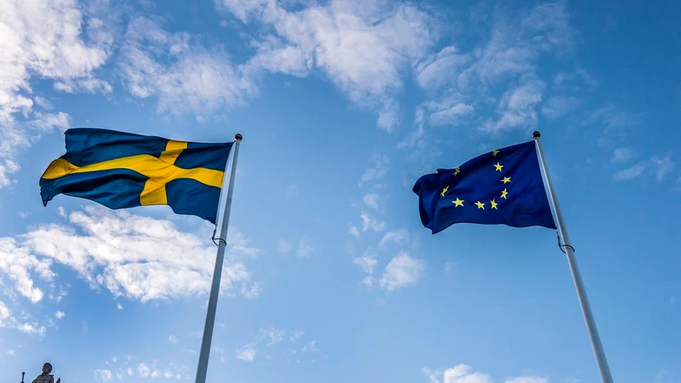 EU-rätten gäller över svensk lag om lagkonflikt uppstår. Varför bluffar riksdagen om sakernas tillstånd, frågar sig debattören.  FOTO: LARS PEHRSON/SVD/TT