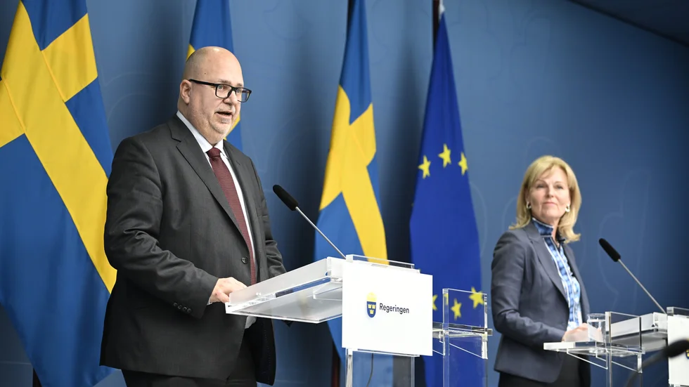 Näringsminister Karl-Petter Thorwaldsson (S) och utrikeshandelsminister Anna Hallberg (S). Arkivbild.