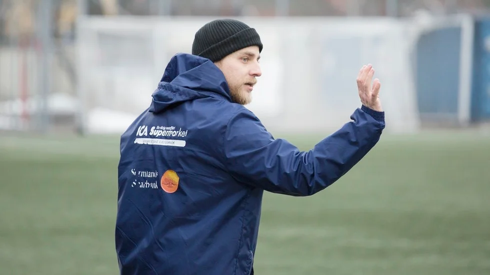 Tränaren Rickard Johansson tycker att VFC har spelat bra i de två-tre senaste matcherna, men varit för ineffektiva. Foto: Marie Pedersen