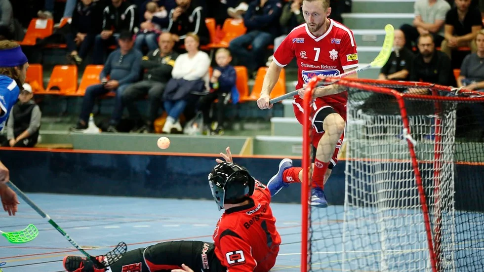 Christian Bernhav, en av två SIBK-spelare som är osäkra startande inför söndagens bortamatch i Piteå. Foto: Anders Nilsson