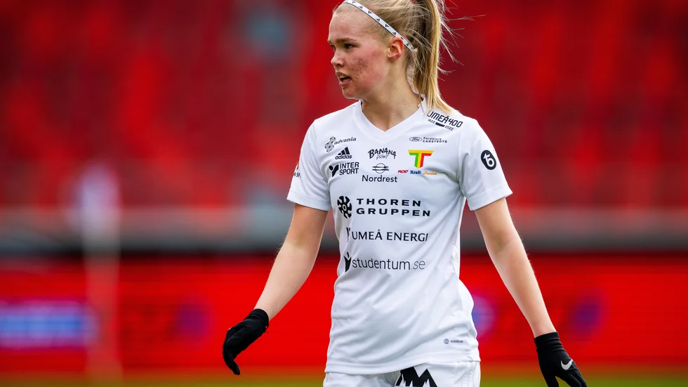 Johanna Wikströms säsong är över efter en korsbandskada.