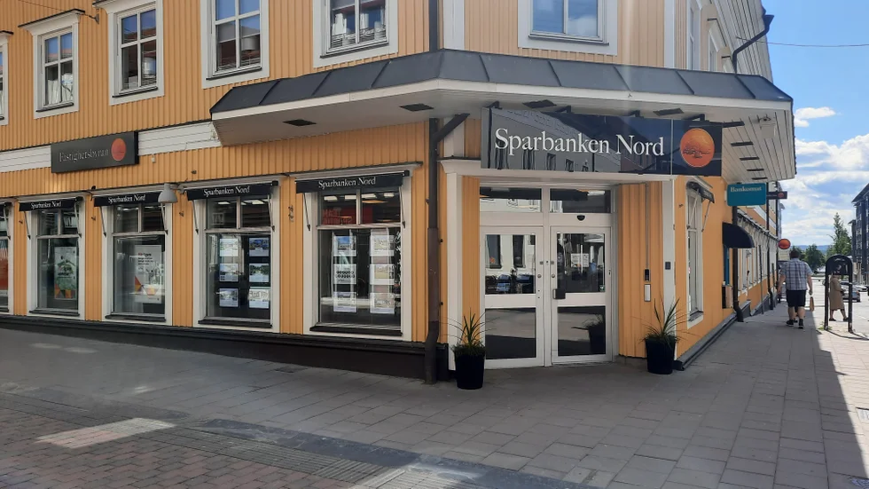 Sparbanken Nord räknar idag med att kunden måste klara åtminstone sex procents ränta. ”Att banken har hängslen och livrem är inte bara för vår skull utan även för kunderna. Man ska inte bara klara av de goda tiderna", säger Arvid Sjölund.
