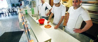 Så förbereder sig pizzabagarna inför nyår