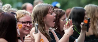 Fest i Trädgårdsföreningen under SM-veckan • Se bilderna från torsdagens konserter här