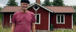 Kommunens sommarhus förfaller – Stefan Welander väntar på att få flytta in: "Det ser ut som ett ödetorp"