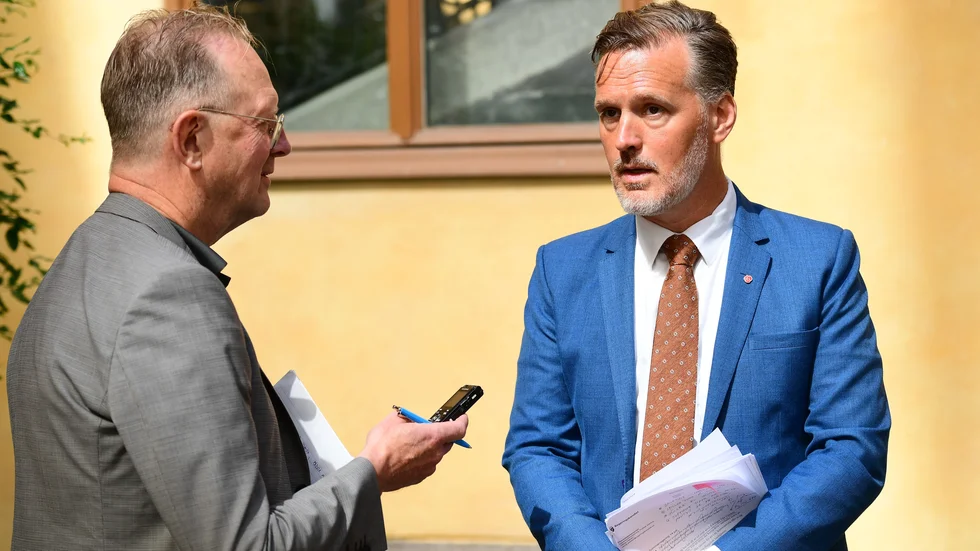 OKÄND. Finansmarknadsminister Max Elger (S) har gjort sig ett namn på att vara regeringens minst kända minister.