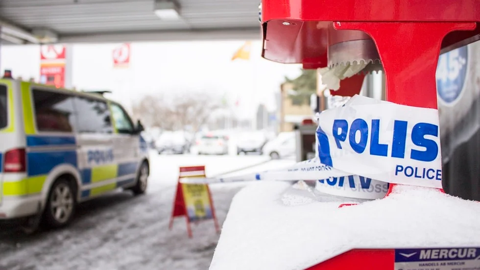 Det var den 7 mars som 26-åringen gick in på Circle K på Vingåkersvägen med en kniv i handen.