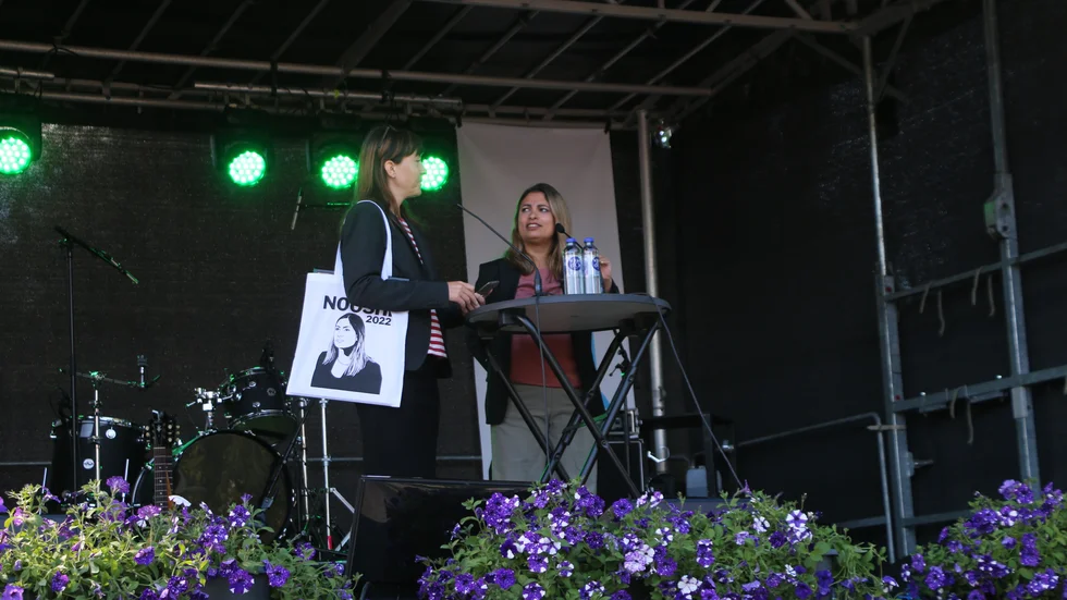 Vänsterpartiets partiledare intervjuades av Carolina Gustafsson, ledamot i partistyrelsen.