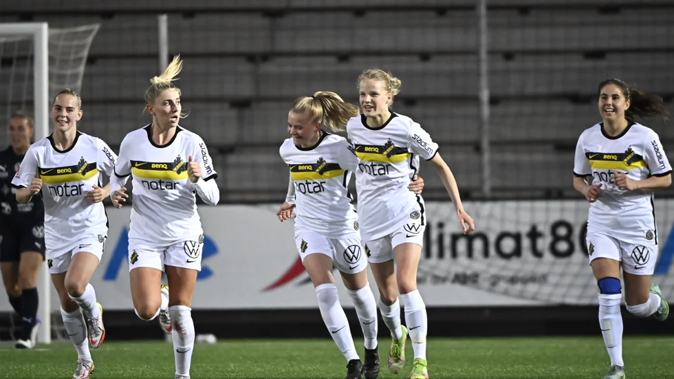 Allsvenska jumbon AIK dubbelvärvar. Arkivbild.