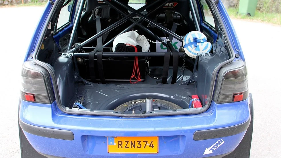 Inga rallybilar på Stavsvägen.