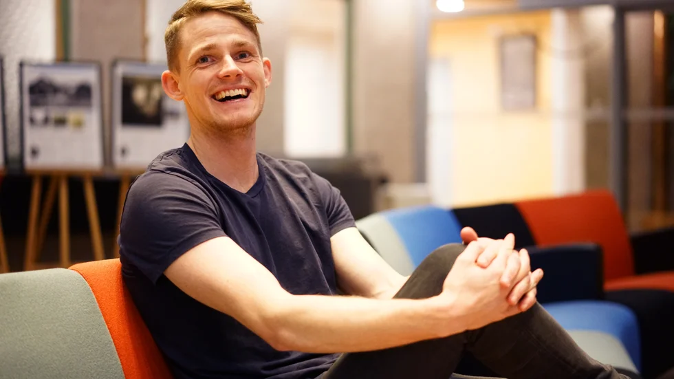 Stockholm har blivit Linköping för William Strömberg. ”Jag trivs bra, även om det socialt är tufft att vara ifrån nära och kära. Skönt att inte behöva ta höjd för en timmes bilkö om du ska någonstans”