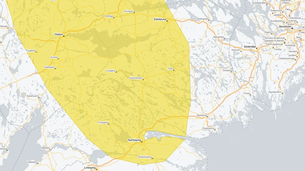 Stora delar av inre Svealand och nordligaste Östergötland, däribland Vingåker och Katrineholm, ligger i farozonen för skyfallsliknande regn under onsdagen.