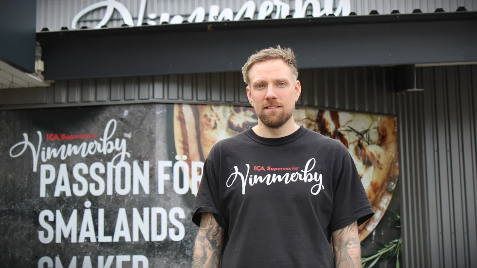 Under onsdagen ska personer ha försökt plocka på sig varor för närmare 5000 kronor inne på Ica Supermarket i Vimmerby. "Vad vi hört så ska de ha varit inne i butiken förut så vi kan ha förlorat på dem innan", säger butikschef Alexander Gustafsson. 