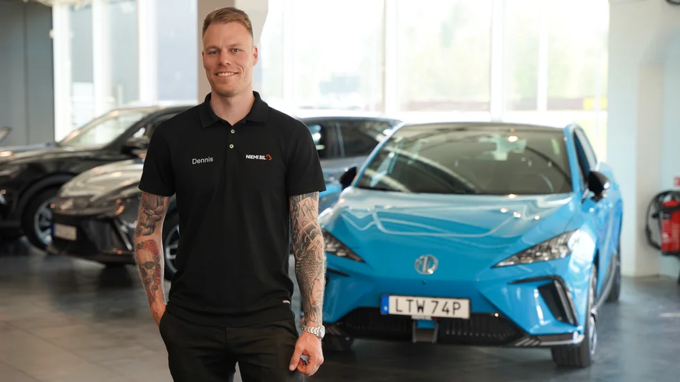 "Det känns jättestort att äntligen få gå ut och presentera MG för våra kunder", säger Dennis Wäppling.