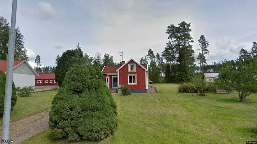 Backavägen 12