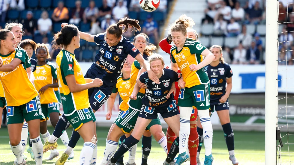 Det kan återigen bli heta känslor på planen när IFK och LFC drabbar samman på lördagen. Återstår att se om det blir jubel för Cathinka Tandberg, Cornelia Kapocs med flera i Linköping FC.
