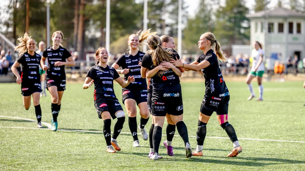 Luleå Fotboll stormar till DM-final efter 6–0 hemma mot Piteå IF.