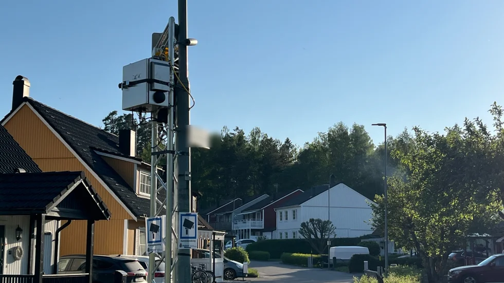 Polisen kamerabevakar sedan ungefär en vecka en del av villaområdet Nygård. Varför just detta område övervakas vill polisen inte uppge.