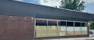 Ser hur enköpingsborna reagerar på den nya butiken