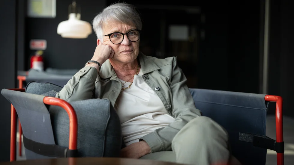 Ombudet Ruth Rahkola upprörs över kommunens behandling av MS-sjuka Camilla Öhlund. "Kommunen måste kunna ta hänsyn till den enskilde individen", säger hon.