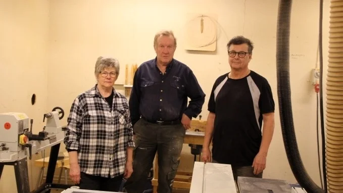 Grupp två bestående av Marianne Larsson, Uno Öhrling och Jan-Erik Larsson. Ett par är frånvarande.